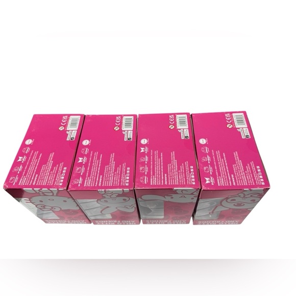 Bundle Hello Kitty Premier Figures from the Hello Kitty and Friends Dreamland - Picture 5 of 5